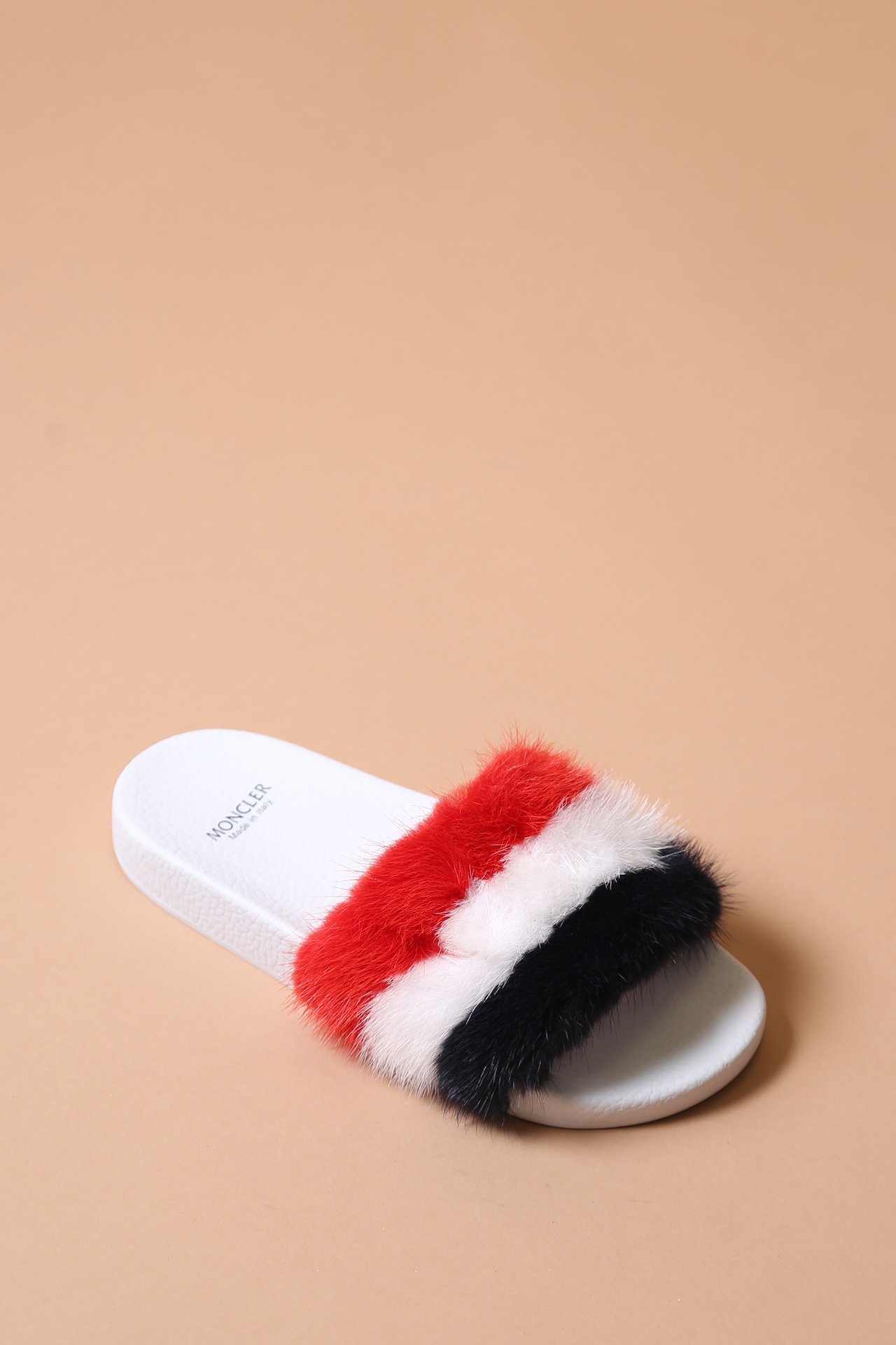Moncler, Slippers